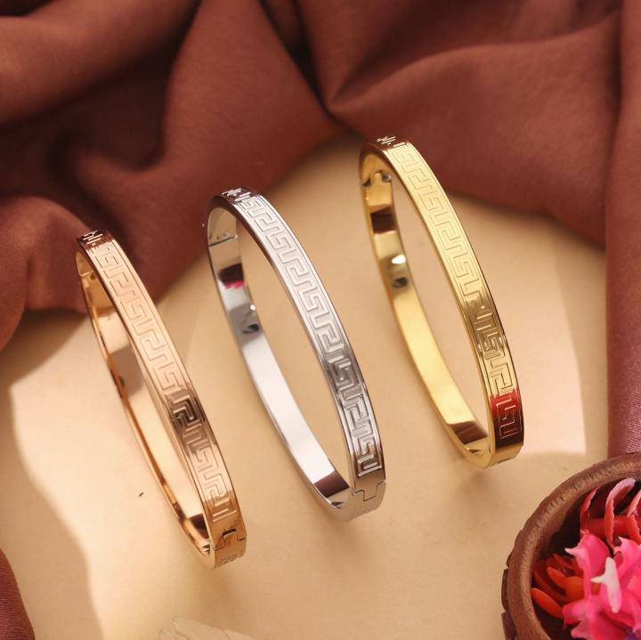 3pcs set stainless steel women bracelet 519 Bulk artificial jewellery in Hyderabad
